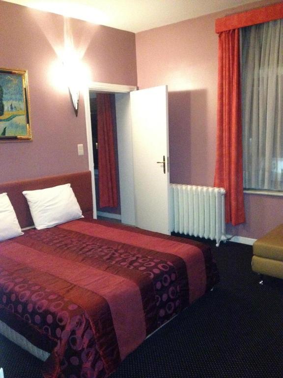 بروكسل Hotel Stalingrad المظهر الخارجي الصورة