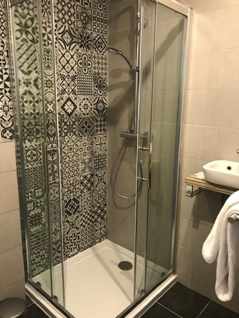 بروكسل Hotel Stalingrad المظهر الخارجي الصورة